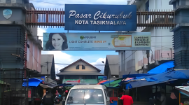 Gapura Pasar Cikurubuk Kota Tasikmalaya (Foto: Istimewa)