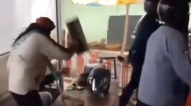 Sejumlah masa merazia warung makan di Garut yang buka pada siang hari saat Ramadan menjadi viral di media sosial dan menuai kontroversi (Foto: Istimewa)