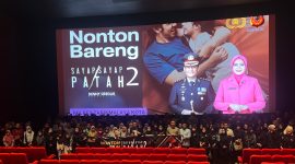Nobar film “Sayap-Sayap Patah 2” bersama Kapolres Tasikmalaya Kota (foto: Dya/Gentra)