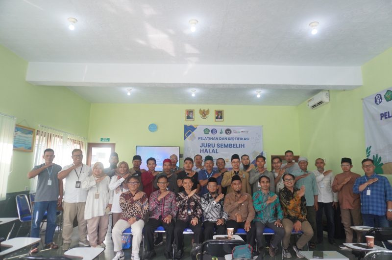 Pelatihan dan sertifikasi kompetensi Juru Sembelih Halal (Juleha) bagi masyarakat se-Priangan Timur. (foto: Gentra.id)