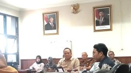 audiensi HPMP dengan Komisi IV DPRD Kota Tasikmalaya, perwakilan Dinsos, Serta Ketua KPAID Kota Tasikmalaya untuk membahas isu anak jalanan yang semakin mendesak (foto: gentra.id)