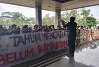 Aksi Demo Mahasiswa Unsil Terkait Kinerja 4 Tahun Rektor