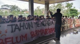 Aksi Demo Mahasiswa Unsil Terkait Kinerja 4 Tahun Rektor